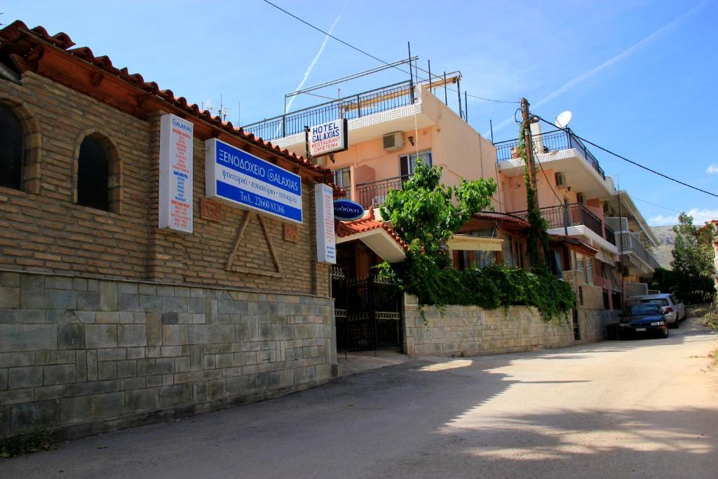 Hotel Galaxias Agioi Pandes Bagian luar foto