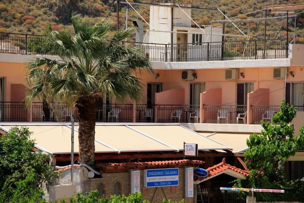 Hotel Galaxias Agioi Pandes Bagian luar foto