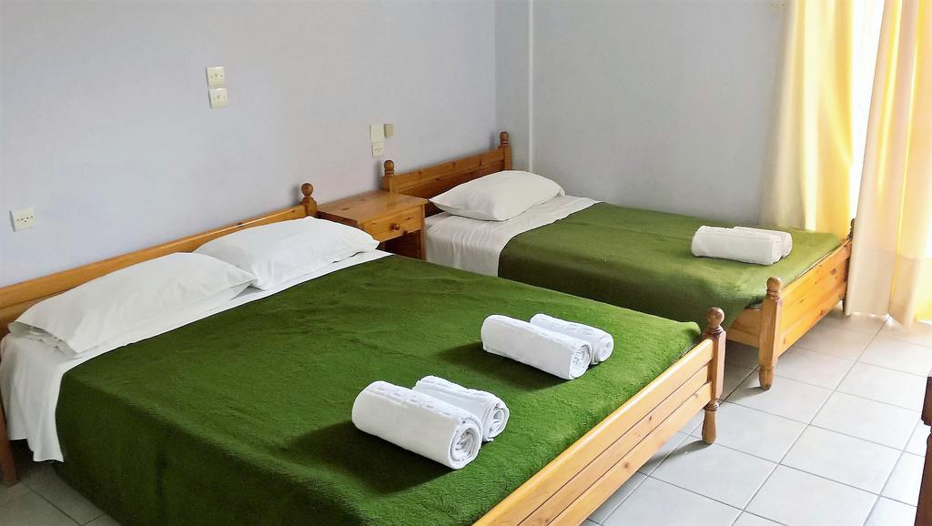 Hotel Galaxias Agioi Pandes Bagian luar foto